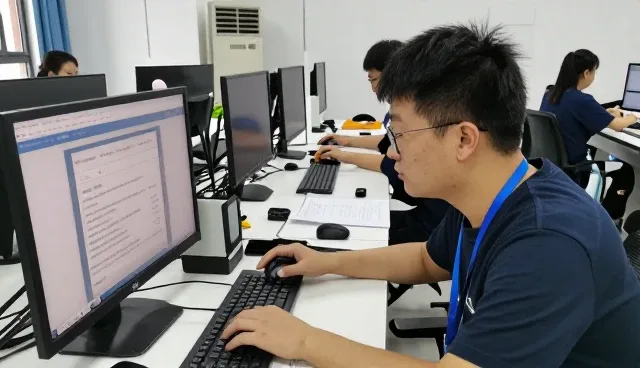 杭州边趣网络技术有限公司分享注重网络技术咨询与支持应用经验